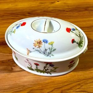Louis Lourioux “Le Faune” Fireproof Porcelain ‘Wildflower’ Casserole Dish w Lid